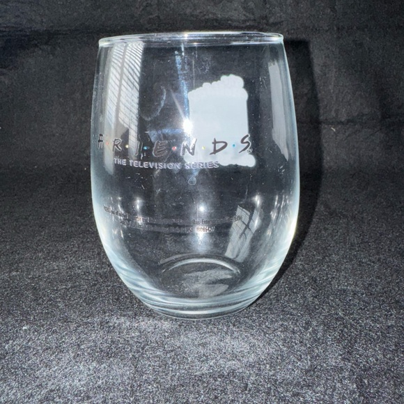 Friends the Television Series The Holiday Armadillo Episode Glass Stemless Wine - Picture 5 of 8